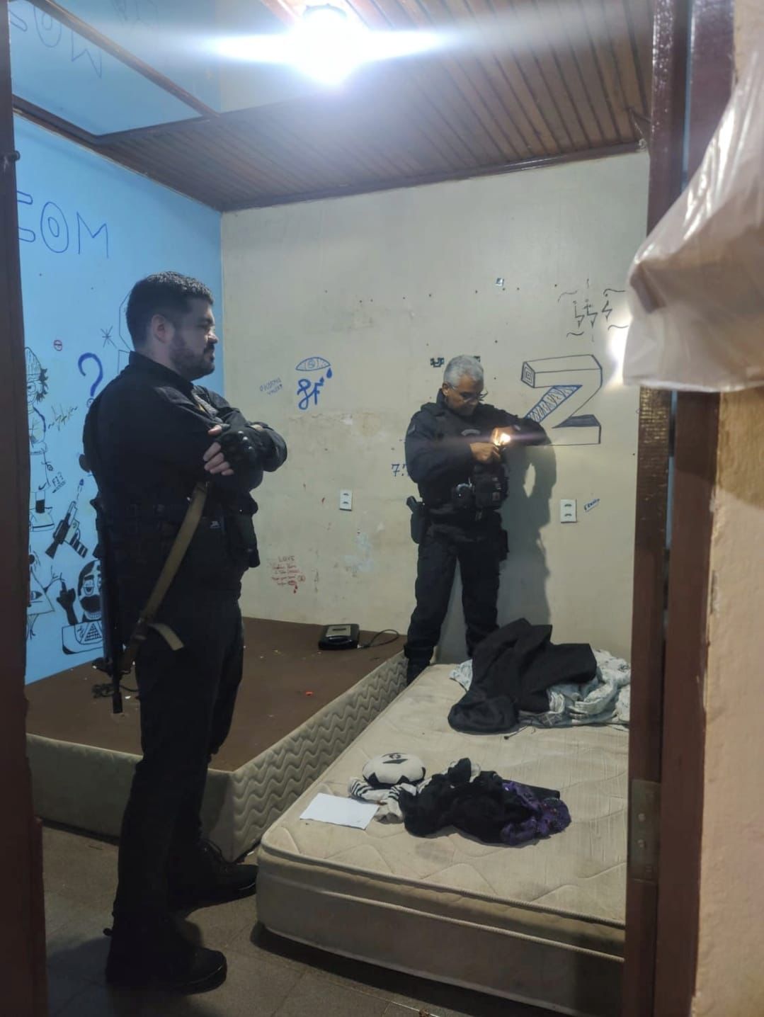 POLÍCIA CIVIL DESVENDA ESQUEMA DE GOLPES VIRTUAIS E INDICIA QUATRO PESSOAS
